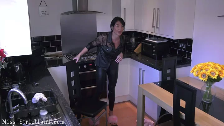 Screenshot 5 from Insaponato e Scivolato da Lisa & Katie