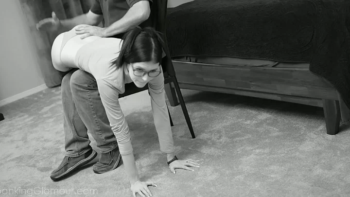 Screenshot 1 from Spanking Glamour – Bella Nova 1 – Spanked in