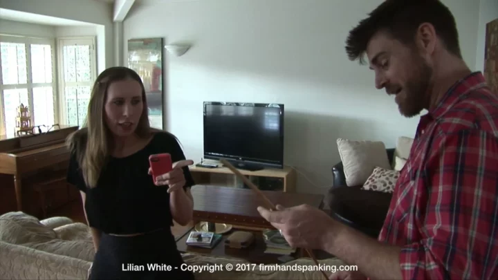 Screenshot 1 from The cane stripes Lilian White’s creamy, bare bubble butt 13 times