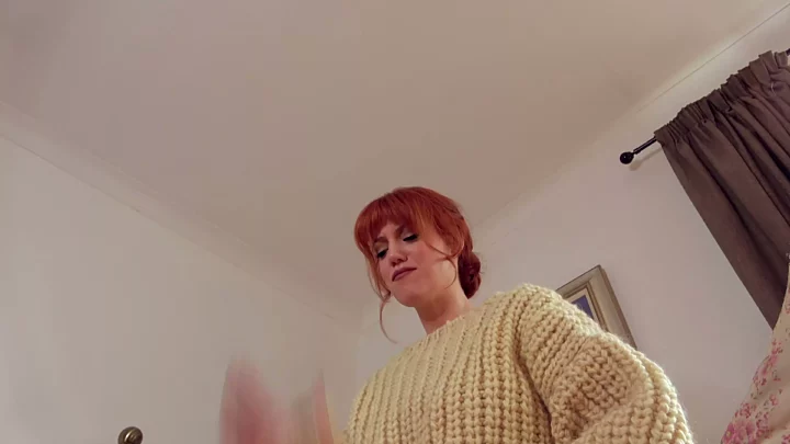 Screenshot 7 from İki Sıkı Kadın Kazaklarla Seni Şaplaklıyor